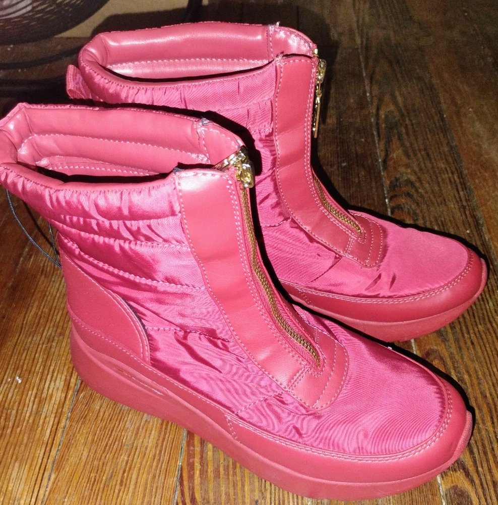 DKNY winter boots